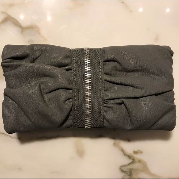 Faux Leather Ruched wallet - Picture 1 of 5